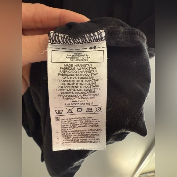 Adidas Mens Pack The Essentials Graphic Print T Shirt SZ LG Short Sleeve Black - Picture 5 of 8